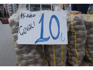 Kilosu 7 Liradan 70 Kuruşa Düştü