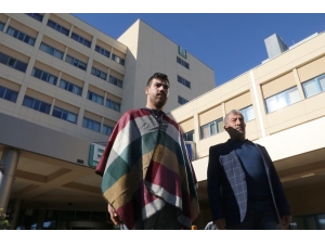 Akdeniz Üniversitesi Hastanesi’nde Çift Kol Nakli Olan Yusuf Şimşek Taburcu Oldu