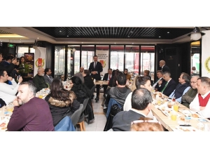 Başkan Yılmaz: "İşin Aslını Çalışan Gazetecilerden Öğrenin"