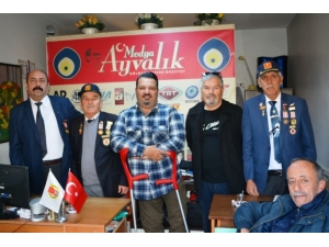 Ayvalıklı Gaziler, Gazetecileri Unutmadı