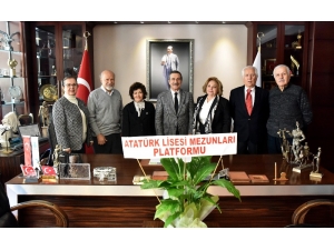 Atatürk Lisesi Mezunlarından Ataç’a Ziyaret