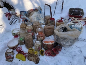 Bitlis’te Terör Örgütüne Ait Yaşam Malzemesi Ele Geçirildi
