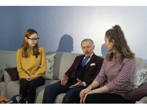 İki Kardeş 1 Yılda 15 Çuval Atık Pet Şişe Topladı