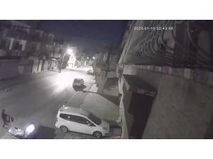 Otomobili Böyle Kundakladı Ama Polisten Kaçamadı