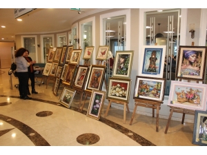 Kadın Dostu Hastanede Anlamlı Sergi