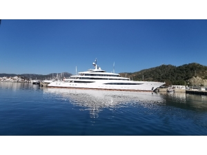 Mega Lüks Yat ’Faith’ Marmaris’ten 200 Bin Litre Yakıt Aldı