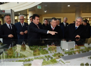 Fetih Müzesi Yargıtay Üyelerini Büyüledi