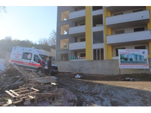 İlk İş Gününde İnşaattan Düşerek Yaralandı