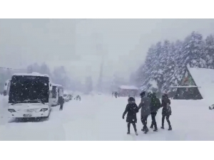Uludağ’da Kar Yağışı Başladı