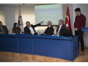 Mersin Kent Merkezinin Trafik Sorunu Yeniden Ele Alınıyor