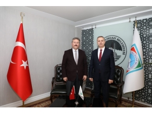 Yeni İlçe Müftüsünden Başkan Palancıoğlu’na Ziyaret