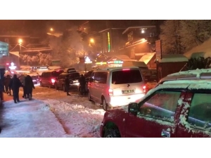 Kar Yağışı Ayder Yaylası’nı Olumsuz Etkiledi