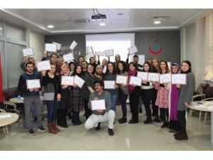 Ağız Ve Diş Sağlığı Merkezinde, "Kısa Süreli Çözüm Odaklı Terapi" Eğitimi Gerçekleştirildi