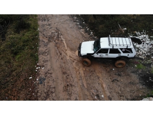 Baba Yadigarı 1996 Model Aracını Off-road Cipine Çevirdi, Görenler Şaşkına Döndü