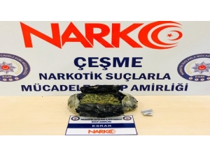 Çeşme’de İki Uyuşturucu Satıcısı Tutuklandı