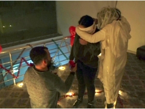 ’Son Duanı Et’ Deyip Evlenme Teklifi Yaptı