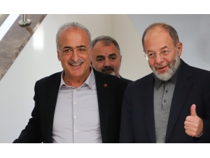 Prof. Dr. Recep Akdağ, Atatürk Üniversitesini Ziyaret Ederek Çalışmalar Hakkında Bilgi Aldı