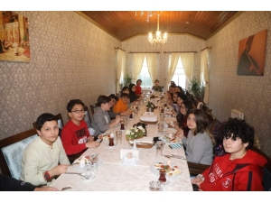 Eyüpsultan Belediyesi Çocuk Meclisinden Yeni Sosyal Sorumluluk Projeleri