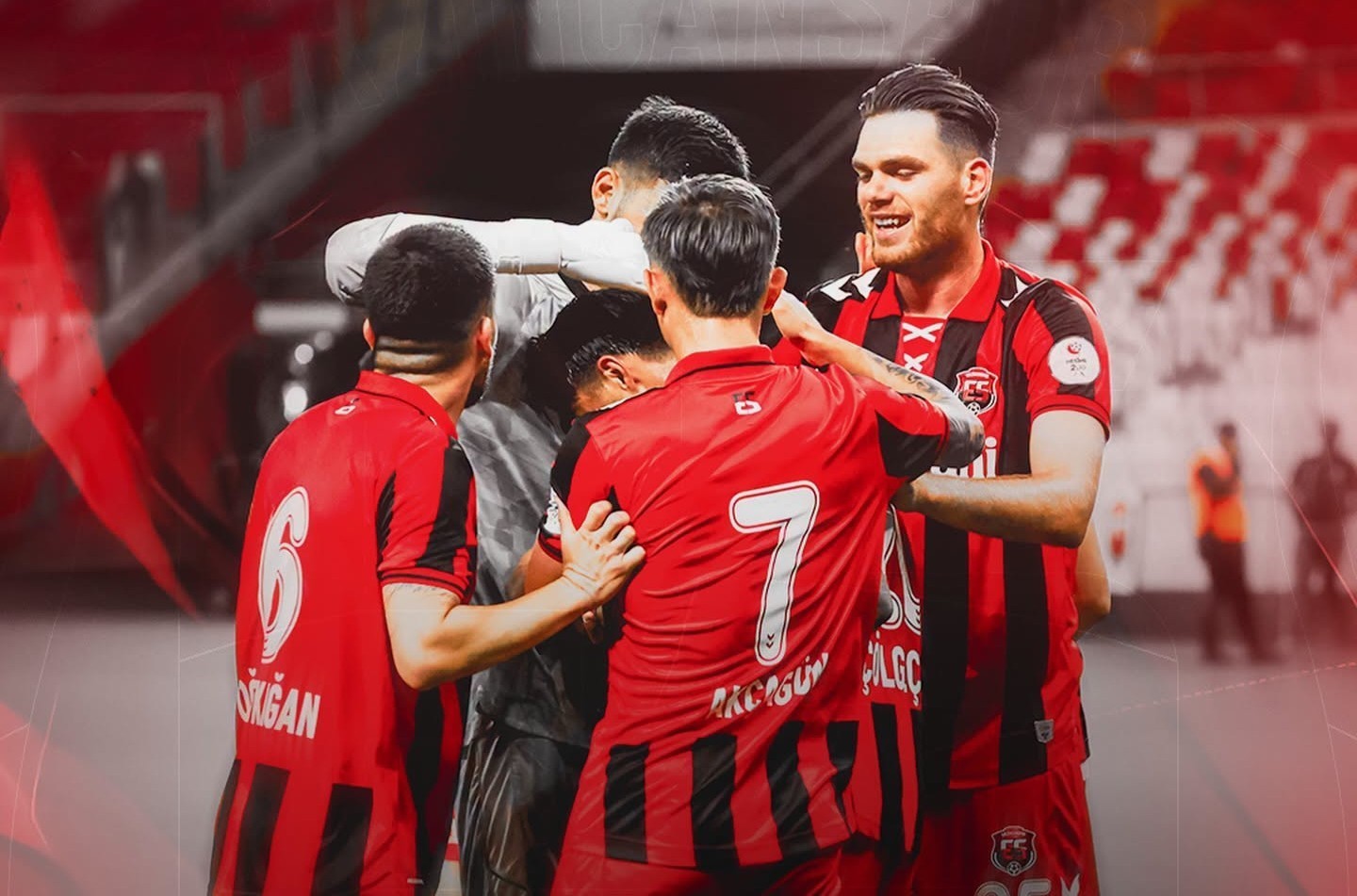erzincanspor-transfer-tahtasini-acarak-yeni-sezon-oncesi-lisans-islemlerini-tamamladi