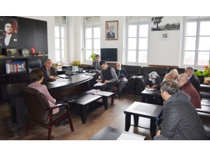 Erdek Sosyal Yardımlaşma Ve Dayanışma Vakfı Toplandı