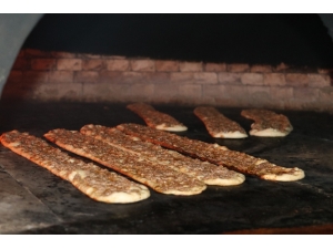 Etli Ekmek Avrupa Yolunda