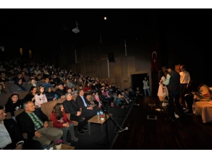 Başkan Yüce, Sgm’nin İlk Dönem Kapanış Programına Katıldı