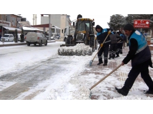 Erciş’te Kar Yağışı