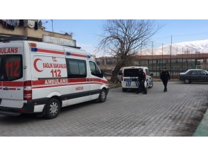 Genç Kadın Evinde Ölü Bulundu