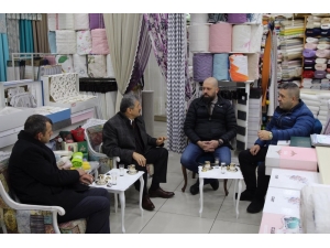 Başkan Akın Esnafların Taleplerini Dinledi