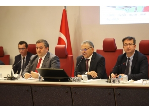 Büyükşehir Belediye Meclisi Toplandı