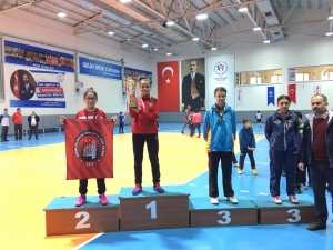 Belediye Masa Tenisinde Türkiye Şampiyonu Oldu