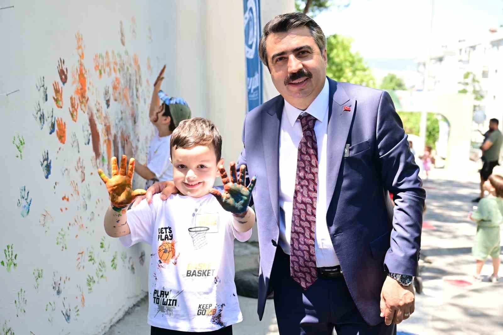 yildirim-da-sokaklar-cocuklar-icin-donusuyor