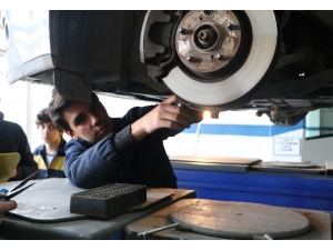Yerli Otomobilin Teknikerleri Sivas’ta Yetişiyor