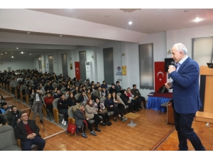 Mersin’de Hayvan Haklarıyla İlgili Farkındalık Semineri
