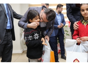 Kızıltepe’de 6 Bin Öğrenciye Giyim Yardımı Yapıldı