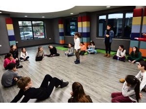 Çocuklar Yarıyıl Şenliği’nde Kadıköy’de Buluşuyor