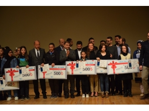 Çizimlerle 40 Hadis Yarışmasının Ödülleri Sahiplerini Buldu