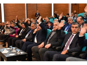 Ortahisar Kent Konseyi Başkanını Seçti.