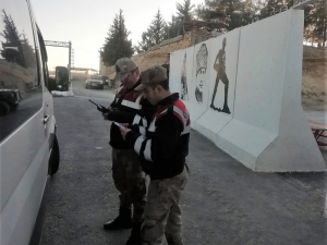 Uyuşturucudan 80 Kişiye Yasal İşlem