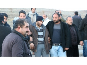 Niğde’de Yangında Ölen 4 Kişi Toprağa Verildi