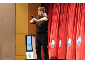 Prof. Dr. Üşümezsoy: "30 Kilometrelik Bir Kanalın Açılması Depreme Sebep Olmaz"