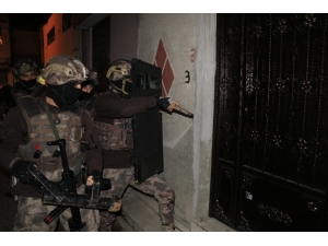 Uyuşturucu Ticaretinden Hapis Cezası Alanlara Şafak Vakti Baskın