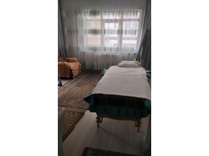 İzinsiz Hipnoz Tedavisi Yapıldığı İddia Edilen İş Yeri Kapatıldı