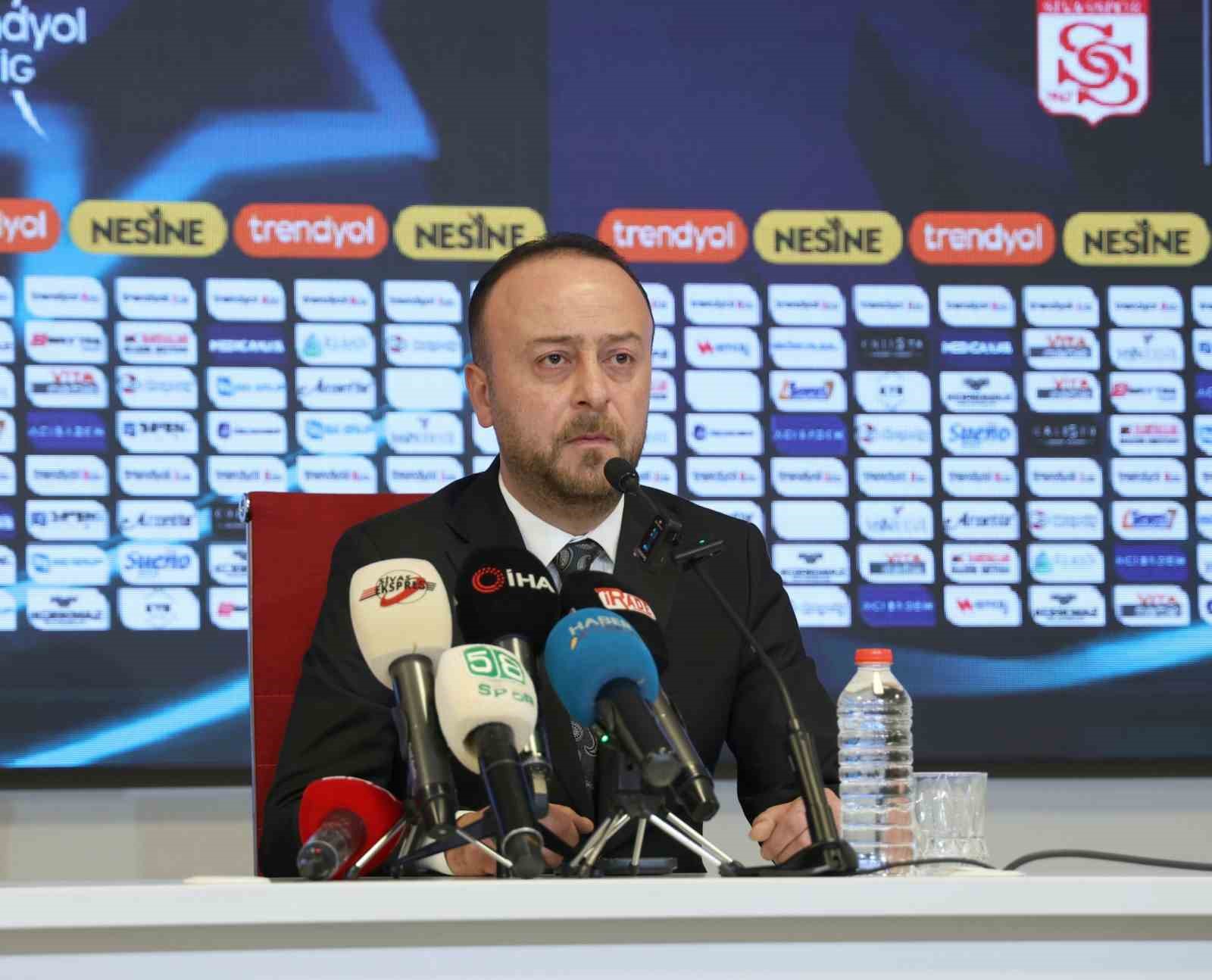 sivasspor-da-burak-ozcoban-yeniden-aday