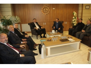 Kırgızistan Büyükelçisi Kubanıçbek Ömüraliyev Mtso ’Yu Ziyaret Etti