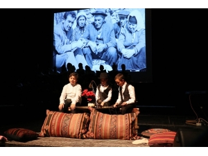 Ünlü Ozanı Türküleriyle Andılar