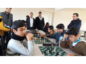 Dicle’de Satranç Turnuvası Düzenlendi
