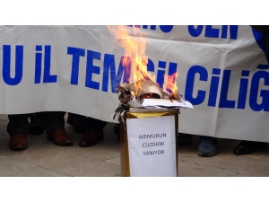 Memurlar Bordo Yaktı