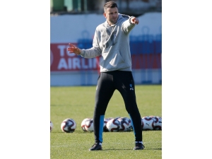 Hüseyin Çimşir: "Ön Yargıyı Kırmam İçin Başarılı Olmam Gerekiyor"