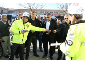 Sürücülere Ve Yolculara Kış Lastiği Ve Emniyet Kemeri Eğitimi